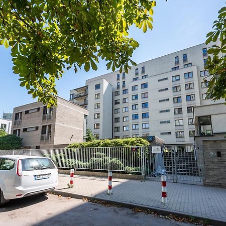 Metro Wilanowska Homely Apartment Варшава Экстерьер фото