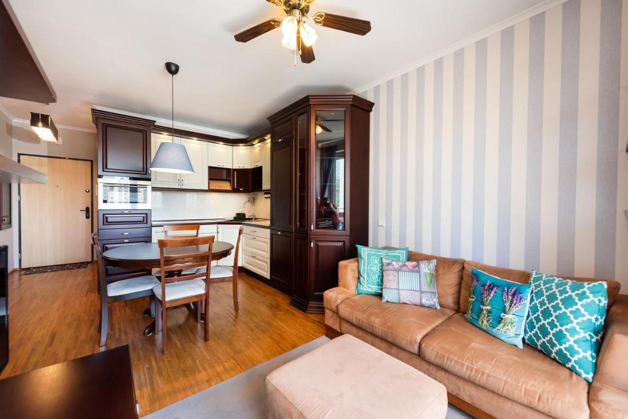 Metro Wilanowska Homely Apartment Варшава Экстерьер фото