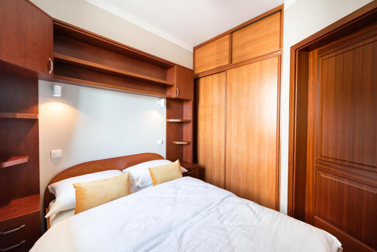Metro Wilanowska Homely Apartment Варшава Экстерьер фото