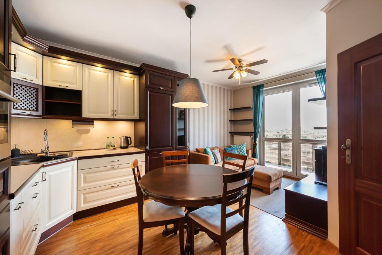 Metro Wilanowska Homely Apartment Варшава Экстерьер фото