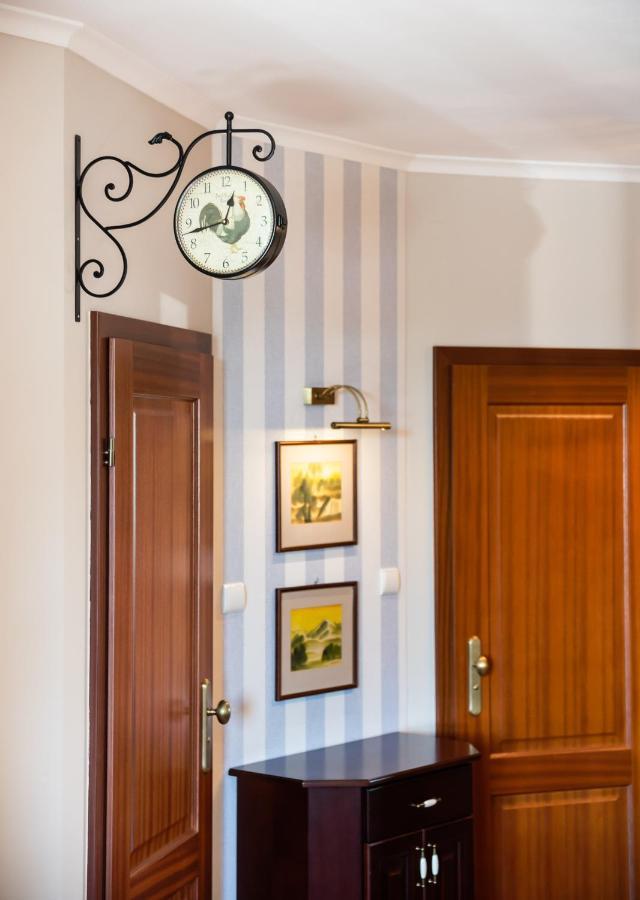 Metro Wilanowska Homely Apartment Варшава Экстерьер фото