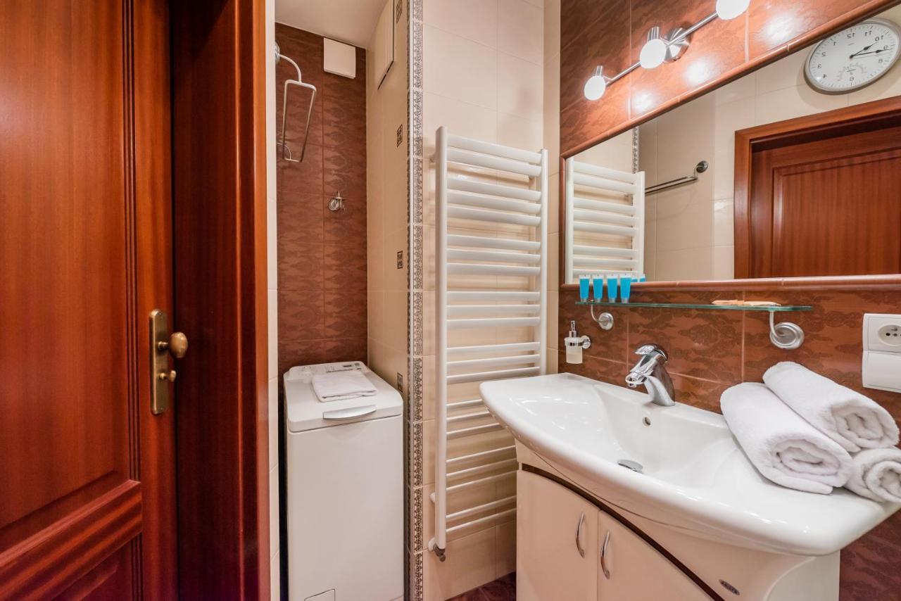 Metro Wilanowska Homely Apartment Варшава Экстерьер фото