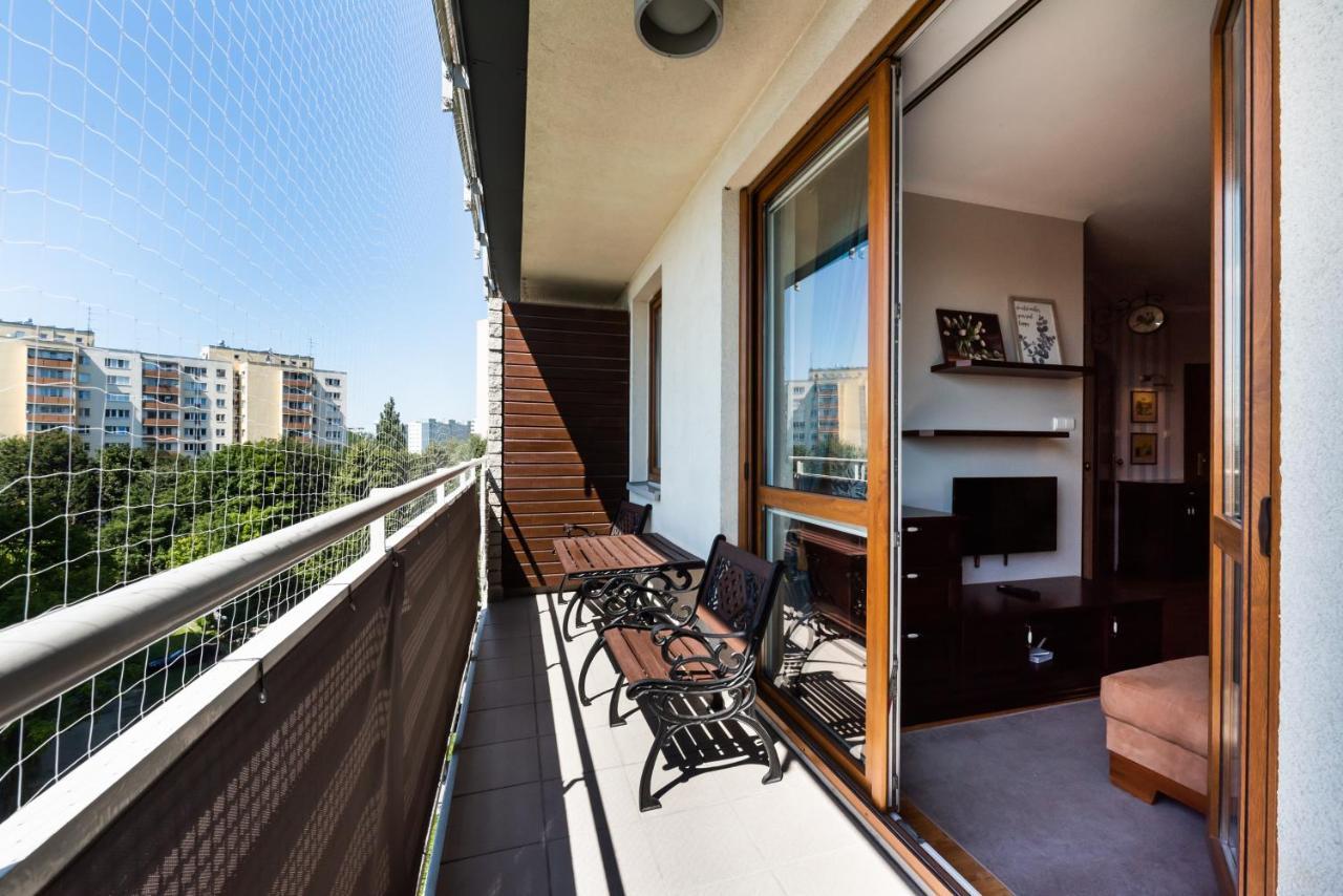 Metro Wilanowska Homely Apartment Варшава Экстерьер фото